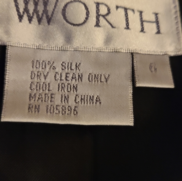 Silk animal print trench coat style jacket size 6 - Picture 9 of 9